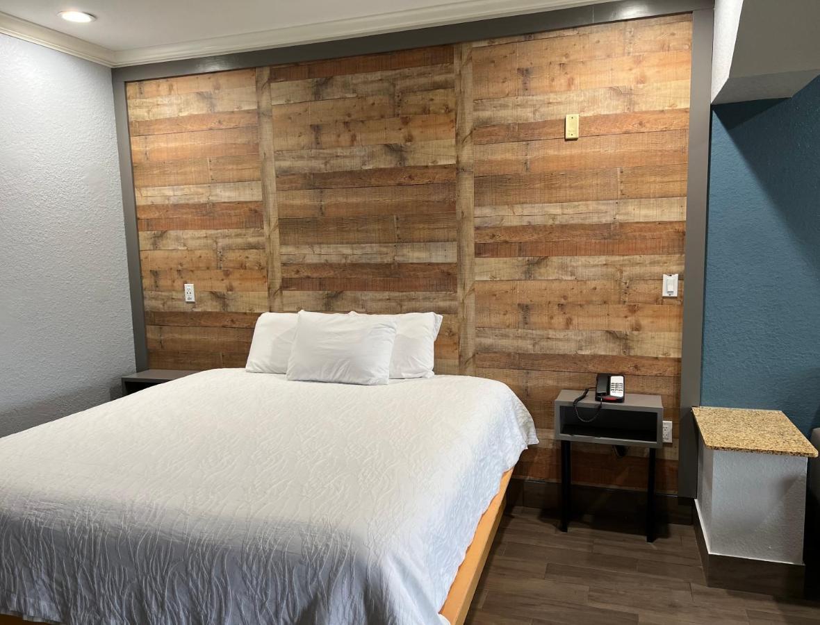 The Symphony Inn & Suites Houston Esterno foto