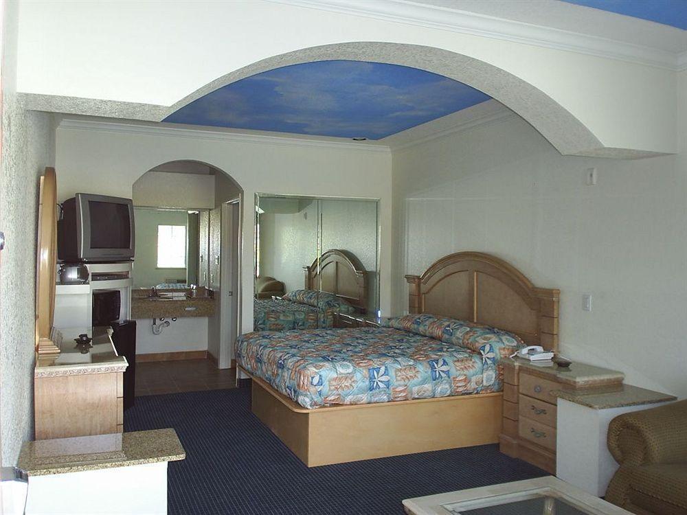 The Symphony Inn & Suites Houston Esterno foto