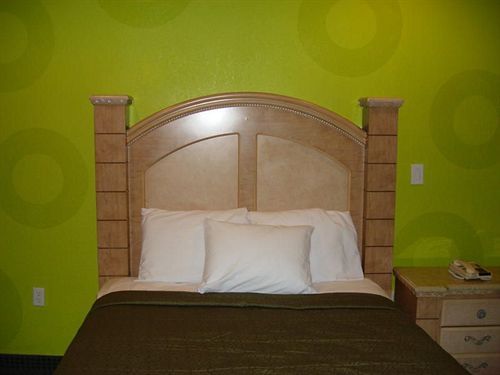 The Symphony Inn & Suites Houston Esterno foto